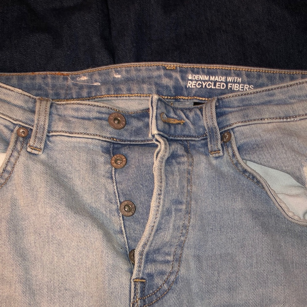 H&M Ripped Jeans Stylish Look!! - Picture 3 of 6